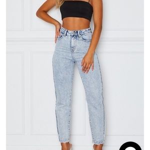 Mom jeans/boyfriend jeans